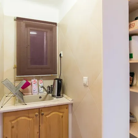 Apartment Central Buda 3 *